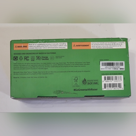 Razer Universal Quick Charging Stand for Xbox Series X|S, Lunar Shift - Picture 16 of 16